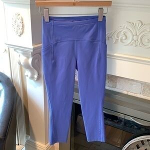 Lululemon swift speed HIGH RISE CROP CAPRI 21”4 REFLECTIVE POCKETS EUC